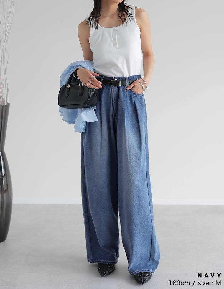 冷感デニムツータックワイドストレートパンツ